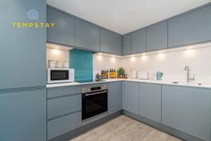 HIGH SPEC MODERN APARTMENT PRIME LOCATION! PARKING