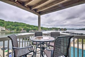 Osage Beach Condo Community Pool and Boat Dock - Apartaments, Osage Beach