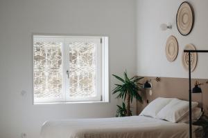 Oxford Green House by LovelyStay