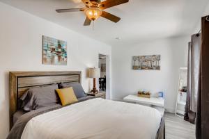 Tropical Getaway Stunning 2BR Gem