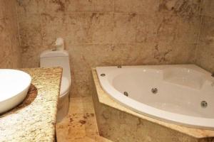 Cozy and Luxurious 2 bedroom apartment