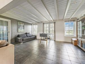 Spacious Group Getaway in Heiloo
