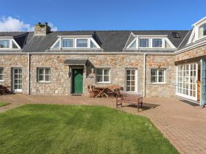 Tyn Towyn - Ty Gwyrdd