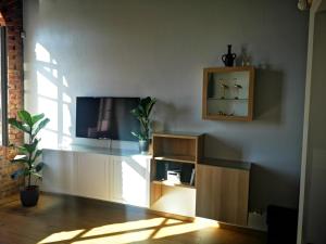 Botanical Garden Studio