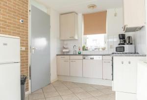 Bungalow 6 op Recreatiepark De Wielen