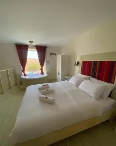 אלרון - אירוח בגולן - 恰斯林