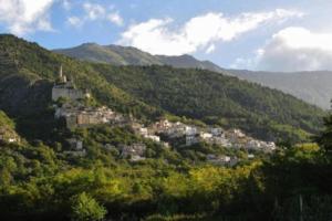 4 bed 3 bathroom Mountain Retreat in Roccacasale