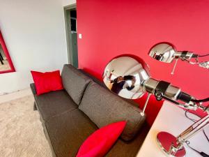 SAWA 3 Metro x2 fast WiFi 50TV Netflx HBO AppleTV+ AmazonTV