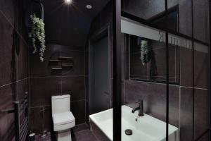 The Rockefeller Apartments