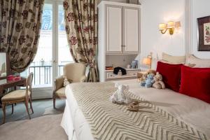 Hôtel Regina Louvre