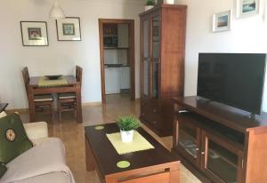 2 bed apartment with pools and spa