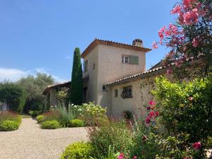 Villas Beautiful Villa Vence Provence : photos des chambres