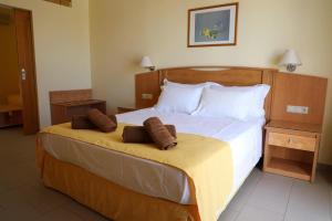 Coloma Apartments Pefkos