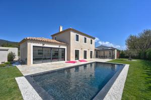 Villas Superbe Villa moderne a proximite de Lourmarin : photos des chambres