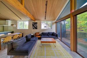 Grey Wolf Chalet by Hakuba White Fox Company