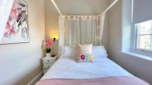 Warders Cottage: Iconic Cottage in the Heart of Freo