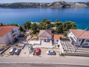 Bungalow Small House