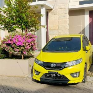 Full House Emerald Villa i6 2 BR Near JTP 3