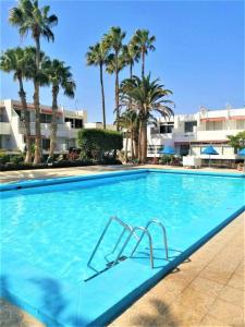 Cozy one bedroom apartment with spacious terrace. Pool and garden view