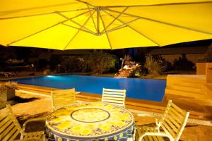 La Pilar Petit Chalets