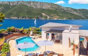 Mr Grey Luxury Villa - 4hvězdičkové hotely ve městě Meganisi