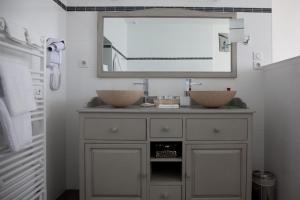 Hotels Domaine de Roullet : photos des chambres