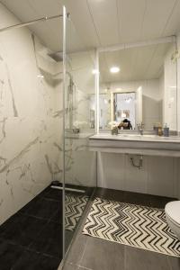 City View Apartment by Homie