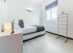 Holidays2Fuengirola Palangreros 100 mts from Beach and promenade
