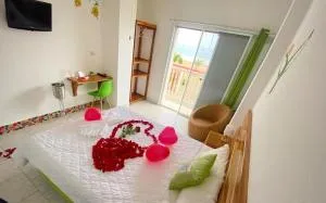 Whale House Hotel - 蒙塔尼塔