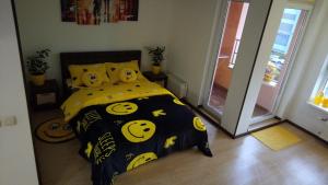 Positive Smile Studio Apartment in the Colorful Comfort Town Residental Complex. KT-06.