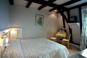 Maisons d'hotes Villa Ric : Chambre Double ou Lits Jumeaux avec Salle de Bains