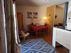 Appartements Appartement Cosy 4 a 6 places - coeur de station - vue Montagne : photos des chambres