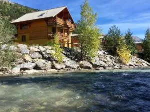 Chalet Rivière, 5 en-suite. - Le Bez