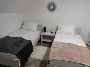 Sobe_mis - Divčibare