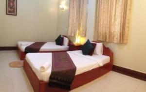 Golden Noura Villa-Pub & Restaurant