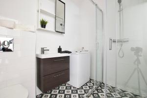 Standard Apartment by Hi5 - Dessewffy 37 suites