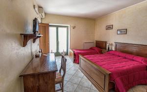 Triple Room with Mountain View