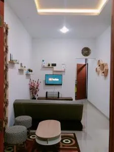 Villa Lembang Syariah near park & Zoo - Genteng