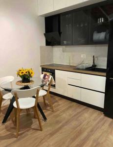 Lovely Loft 1-Bedroom in the heart of Tirana