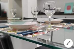 Quarto e sala piscina aquecida