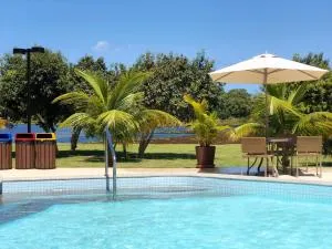 Apartamento em Guarajuba, BAHIA 2 Tudo Novinho e Finamente Decorado - 卡马萨里