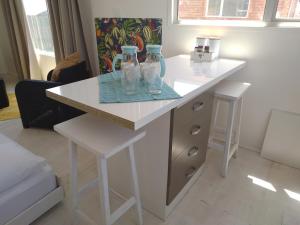 CoCo de Mer Self Catering Log 1