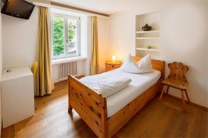 Single Room room in Hotel Vallatscha