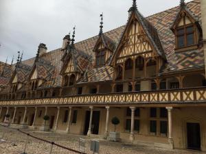 Maisons de vacances Maison calme a Beaune : photos des chambres
