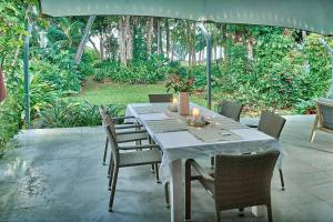 Beachfront - Pippies on the Beach @ Bramston