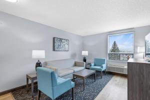 Emerald Hotel & Suites Calgary Airport