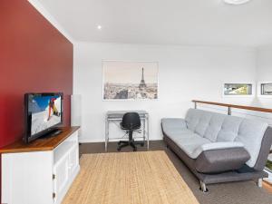 Jillamatong 14 - 3BR House l Pet Friendly l Fenced Backyard l WiFi