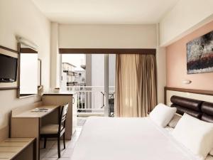 Single Room room in Pearl Hotel