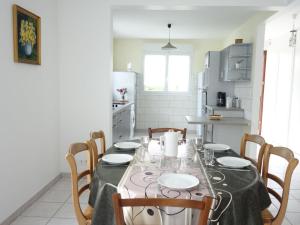 Maisons de vacances Holiday Home La Roquille by Interhome : photos des chambres