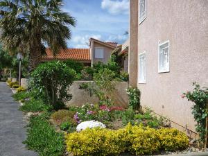 Maisons de vacances Holiday Home Le Clos de St Cyprien-5 by Interhome : photos des chambres